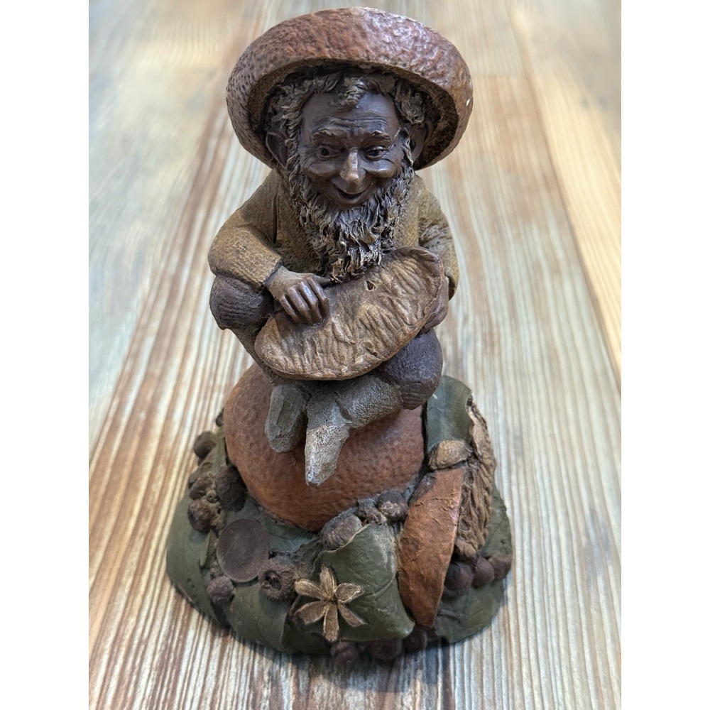 Tom Clark Artwork Series "Julius"  Figurine 7"